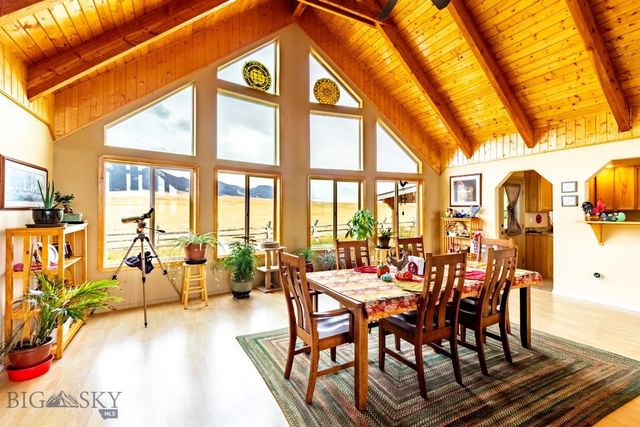 12 Bench Road, Whitehall, MT 59759