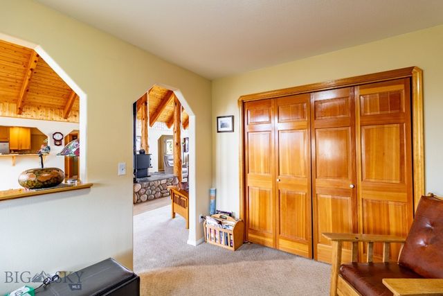 12 Bench Road, Whitehall, MT 59759