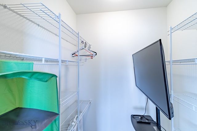 12 Bench Road, Whitehall, MT 59759