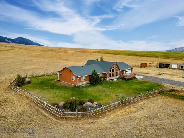 12 Bench Road, Whitehall, MT 59759
