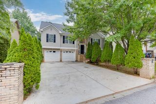 571 Oak Vista Court, Lawrenceville, GA 30044