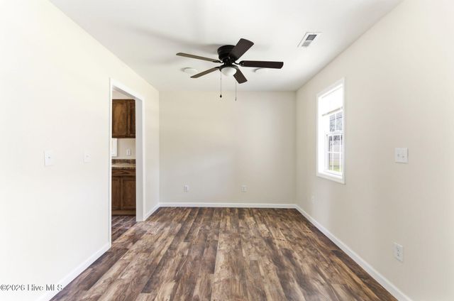 41 Oliver Lane, Burgaw, NC 28425