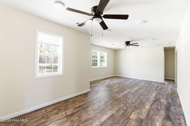 41 Oliver Lane, Burgaw, NC 28425