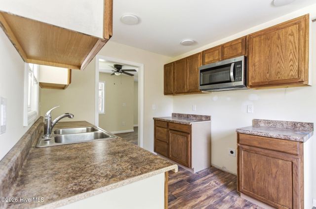 41 Oliver Lane, Burgaw, NC 28425
