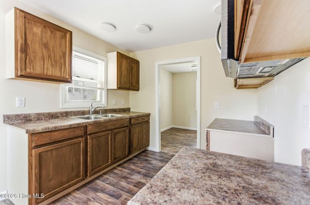 41 Oliver Lane, Burgaw, NC 28425