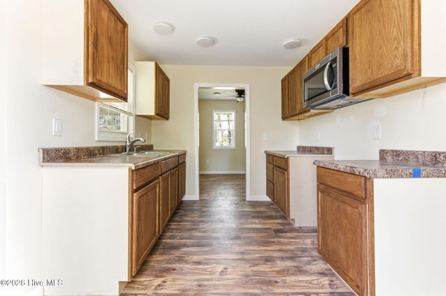 41 Oliver Lane, Burgaw, NC 28425