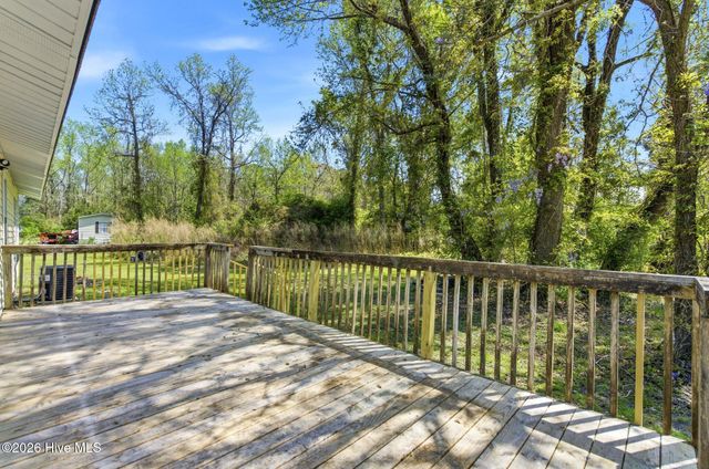41 Oliver Lane, Burgaw, NC 28425