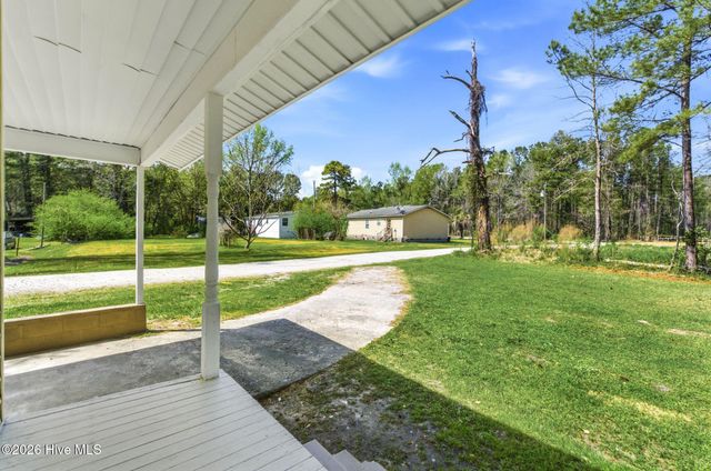 41 Oliver Lane, Burgaw, NC 28425