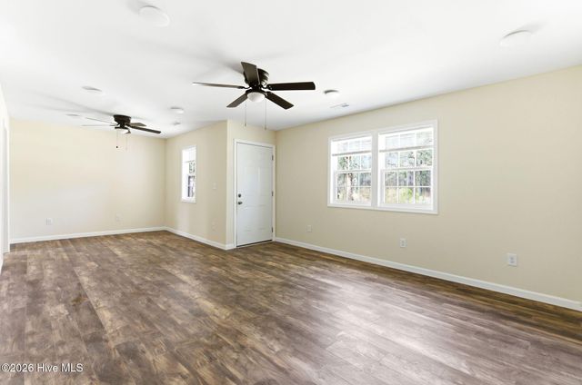 41 Oliver Lane, Burgaw, NC 28425