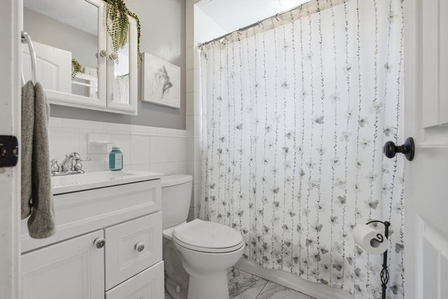 371 Washington St, Melrose, MA 02176