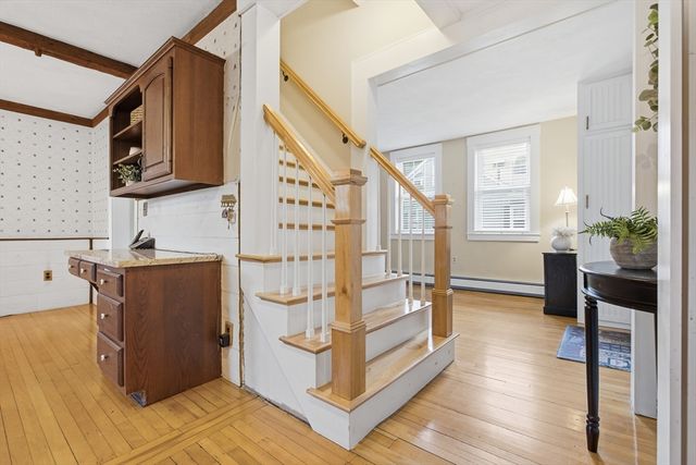 371 Washington St, Melrose, MA 02176