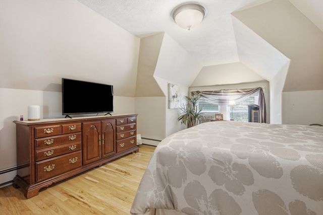 371 Washington St, Melrose, MA 02176