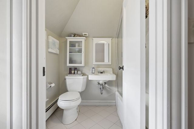 371 Washington St, Melrose, MA 02176