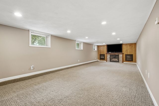 371 Washington St, Melrose, MA 02176