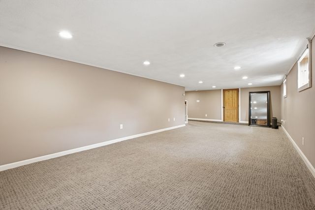 371 Washington St, Melrose, MA 02176