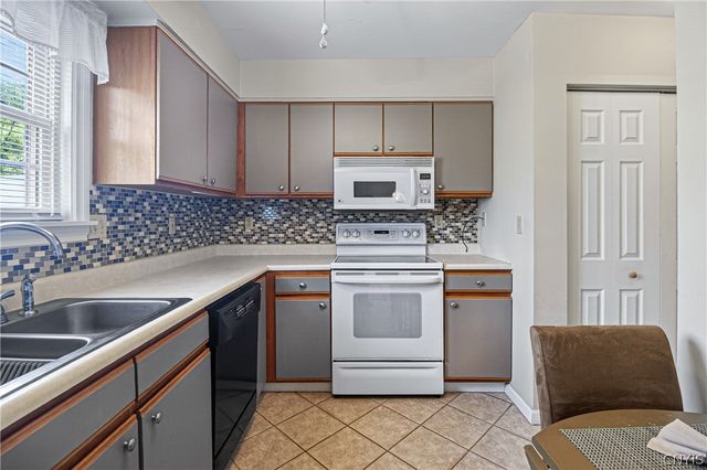251 Wildwood Ridge, Frankfort, NY 13340