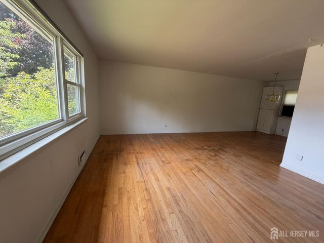 13 Chalmers Road, East Brunswick, NJ 08816
