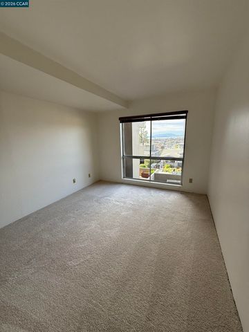 5340 Broadway Terrace 203, Oakland, CA 94618