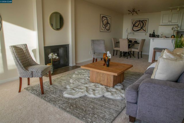 5340 Broadway Terrace 203, Oakland, CA 94618