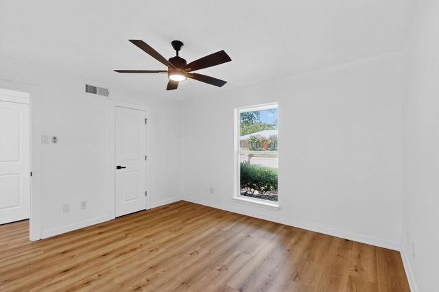 7116 Town Bluff Drive, Dallas, TX 75248