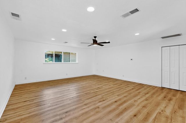 7116 Town Bluff Drive, Dallas, TX 75248