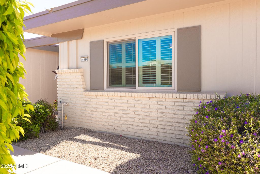 14054 N Palm Ridge Drive W, Sun City, AZ 85351