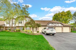 1257 Streamwood Lane 325, Vernon Hills, IL 60061