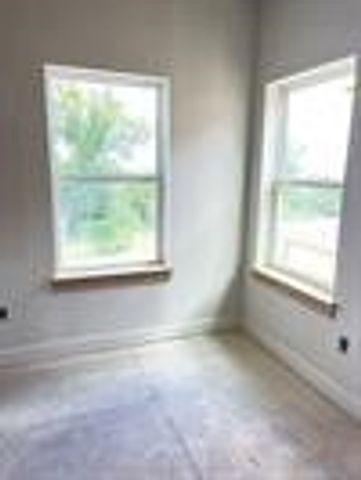 1326 Diceman Avenue, Dallas, TX 75203