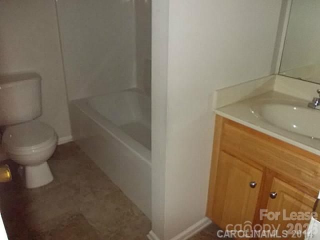 1426 Peach Park Lane, Charlotte, NC 28216