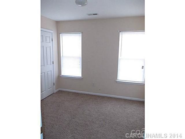 1426 Peach Park Lane, Charlotte, NC 28216