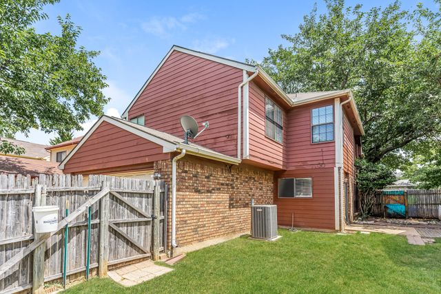 152 High Pointe Lane, Cedar Hill, TX 75104