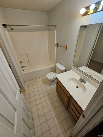 5182 Highland Cove Court, Monticello, IN 47960