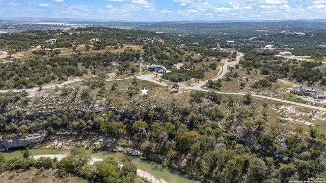 933 Blueridge Vw, Canyon Lake, TX 78133