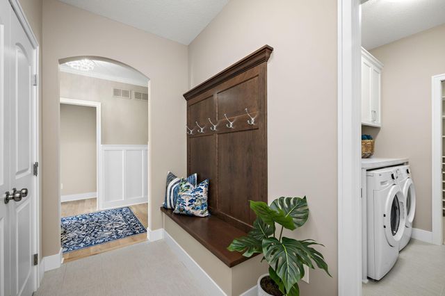 4747 Lawndale Court N, Plymouth, MN 55446