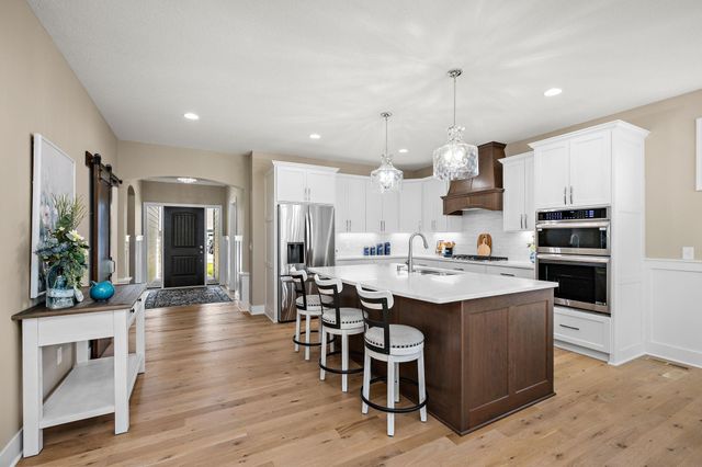 4747 Lawndale Court N, Plymouth, MN 55446