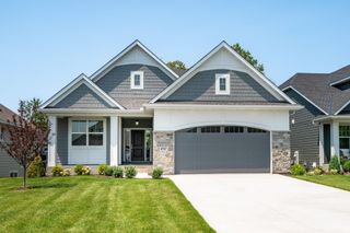 4747 Lawndale Court N, Plymouth, MN 55446