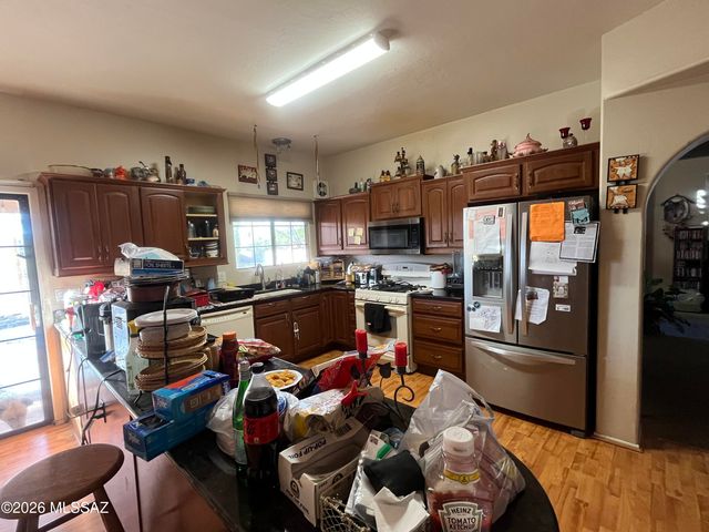 12761 N Meadview Way, Oro Valley, AZ 85755