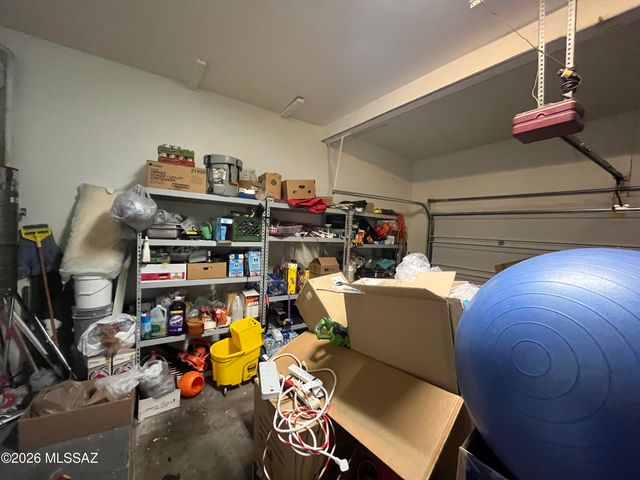 12761 N Meadview Way, Oro Valley, AZ 85755