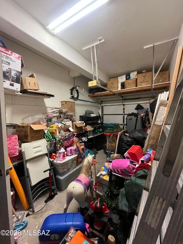 12761 N Meadview Way, Oro Valley, AZ 85755