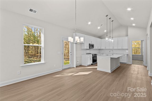 128 Slate Drive, Statesville, NC 28625