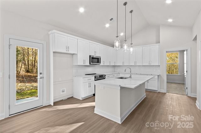 128 Slate Drive, Statesville, NC 28625