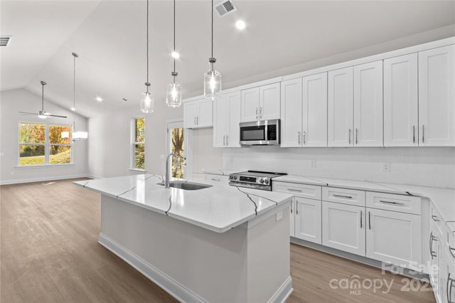 128 Slate Drive, Statesville, NC 28625