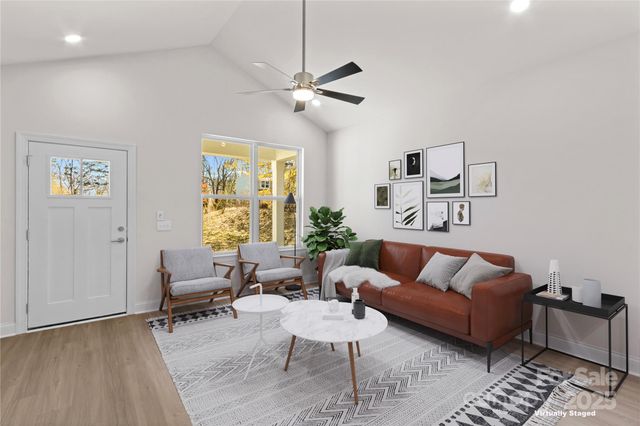 128 Slate Drive, Statesville, NC 28625