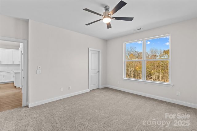 128 Slate Drive, Statesville, NC 28625