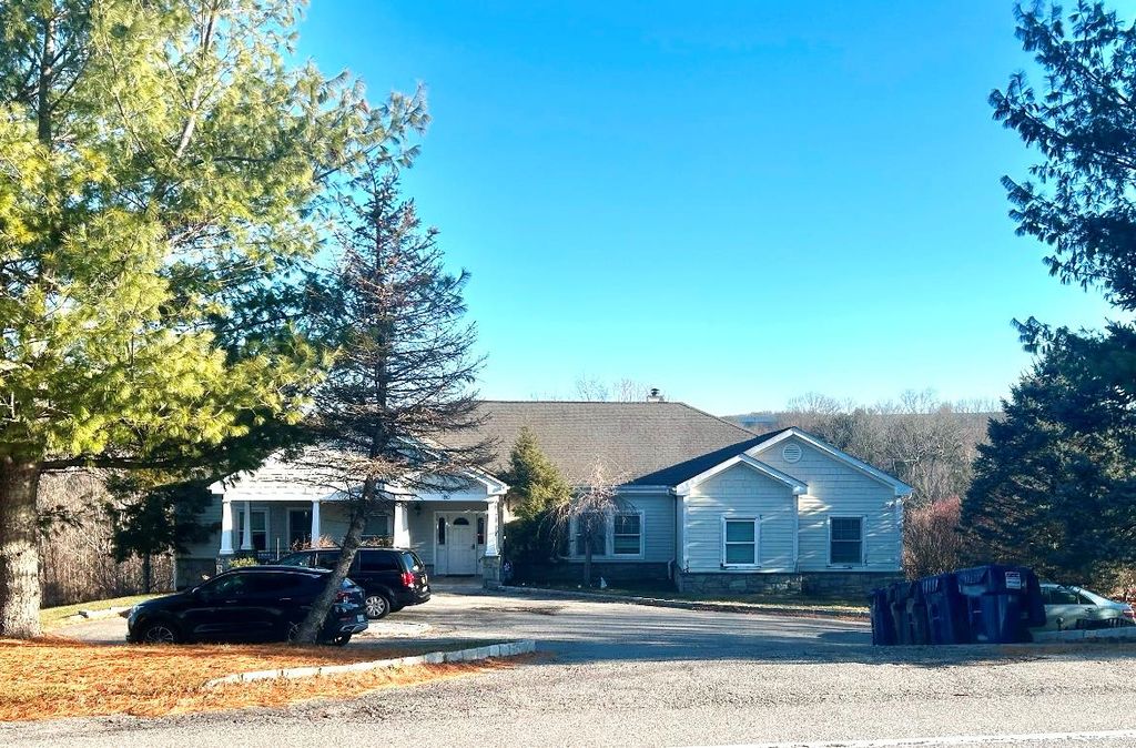 180 Simpson Road, Carmel, NY 10512