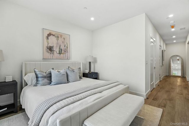 402 Halstead Avenue 205, Harrison, NY 10528