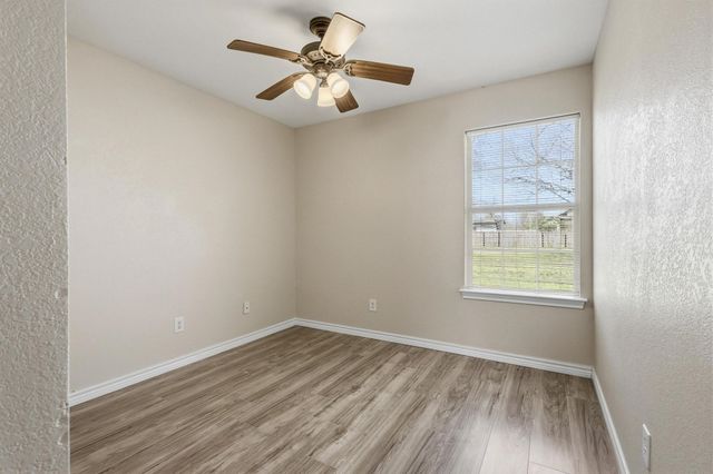 713 W Bond Street, Denison, TX 75020