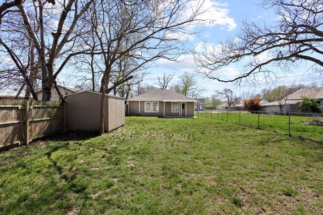 713 W Bond Street, Denison, TX 75020