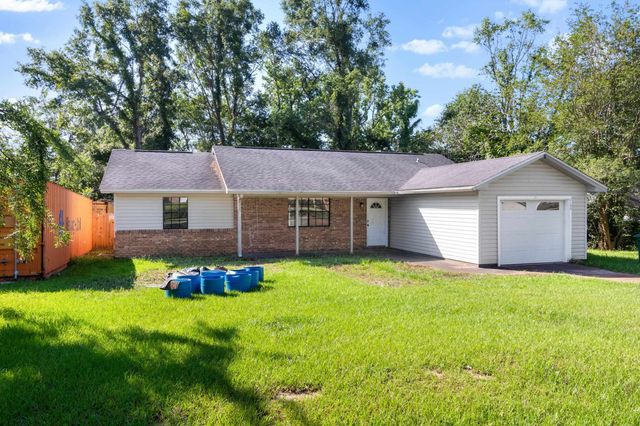 2145 Portsmouth Circle, Tallahassee, FL 32301