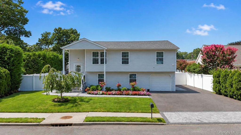 42 Audubon Avenue, Holbrook, NY 11741 — photo 2